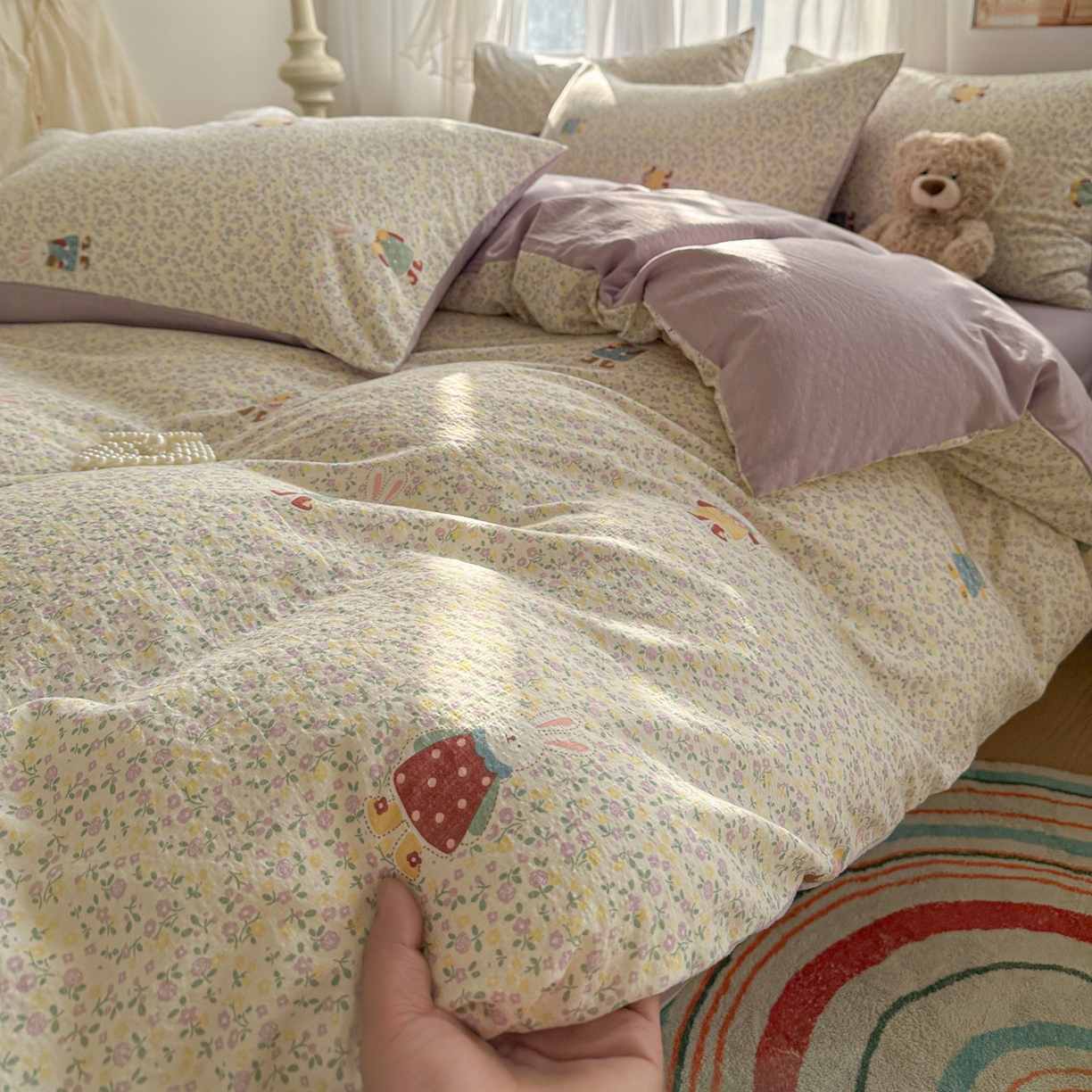 91家纺网 家纺一手货源 找家纺 赫然家纺 2026春夏新款云感皱皱纱四件套套件 花海兔