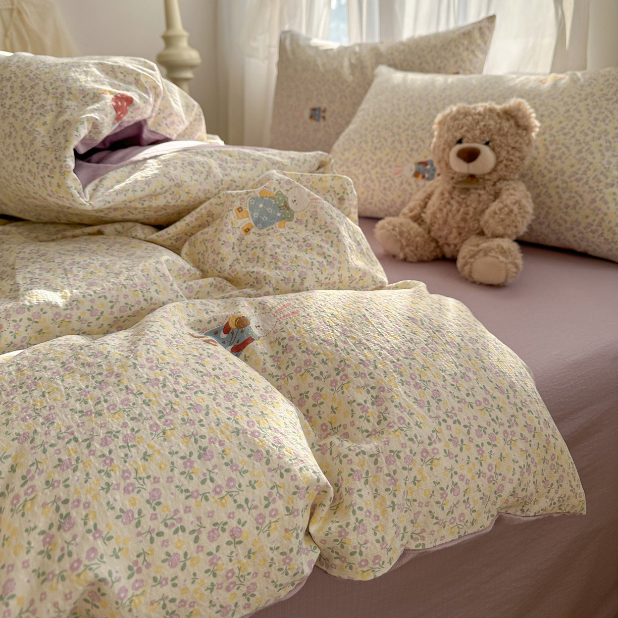 91家纺网 家纺一手货源 找家纺 赫然家纺 2026春夏新款云感皱皱纱四件套套件 花海兔