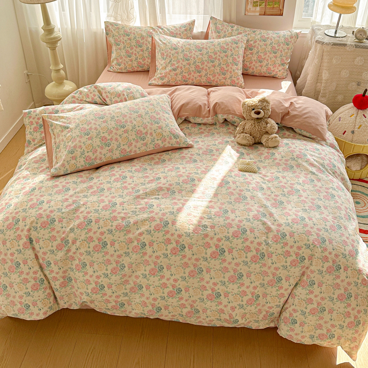 91家纺网 家纺一手货源 找家纺 赫然家纺 2026春夏新款云感皱皱纱四件套套件 陌上花开