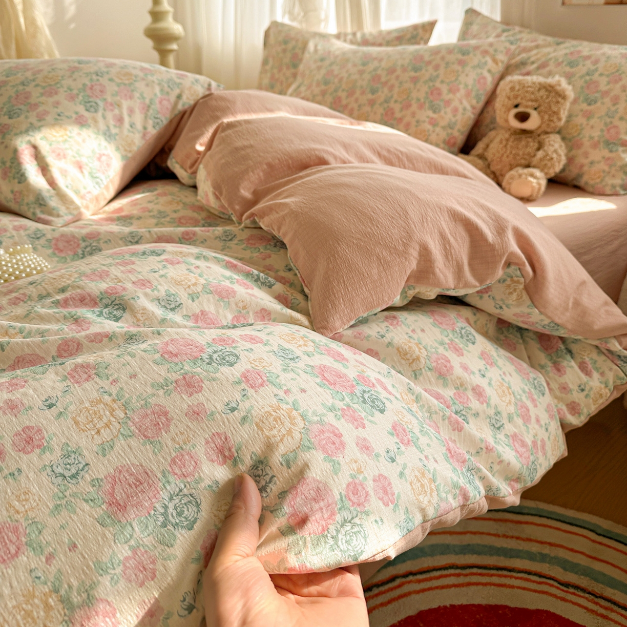 91家纺网 家纺一手货源 找家纺 赫然家纺 2026春夏新款云感皱皱纱四件套套件 陌上花开