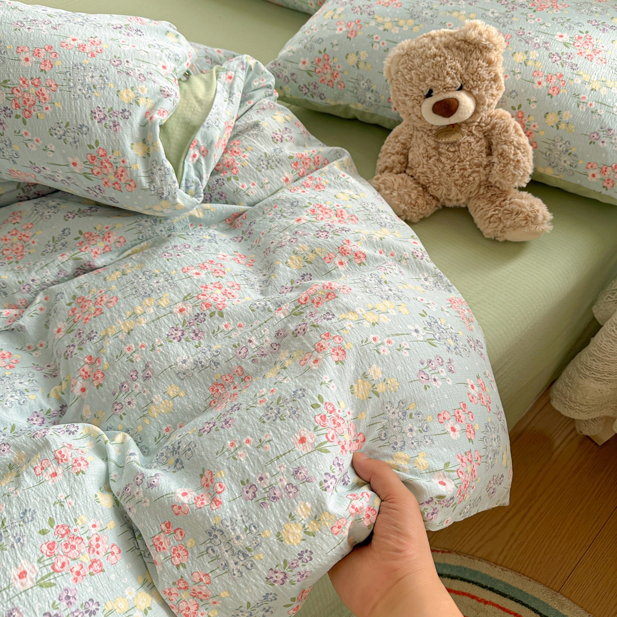 91家纺网 家纺一手货源 找家纺 赫然家纺 20226春夏新款云感皱皱纱单被套 被套单件 花开半夏