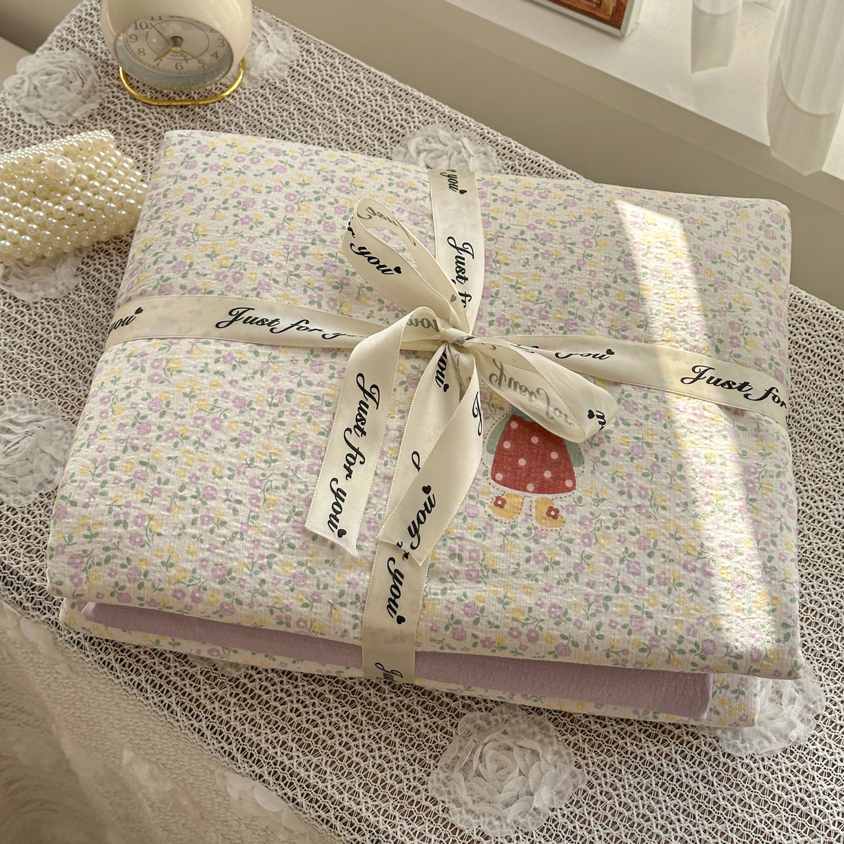 91家纺网 家纺一手货源 找家纺 赫然家纺 20226春夏新款云感皱皱纱单被套 被套单件 花海兔