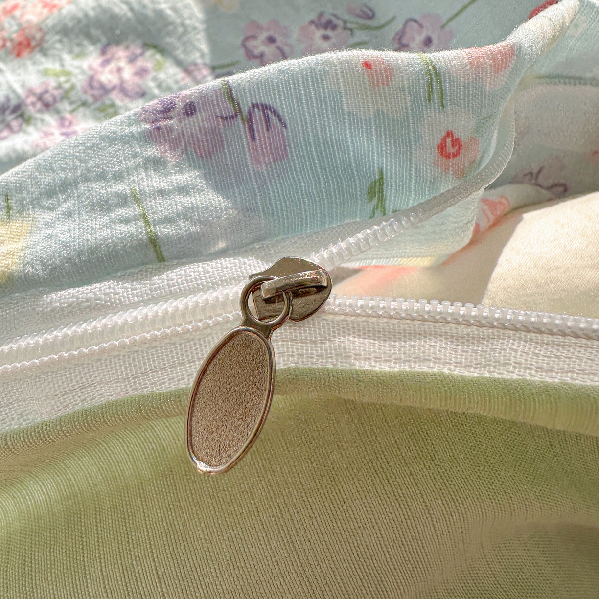 91家纺网 家纺一手货源 找家纺 赫然家纺 20226春夏新款云感皱皱纱单被套 被套单件 花开半夏