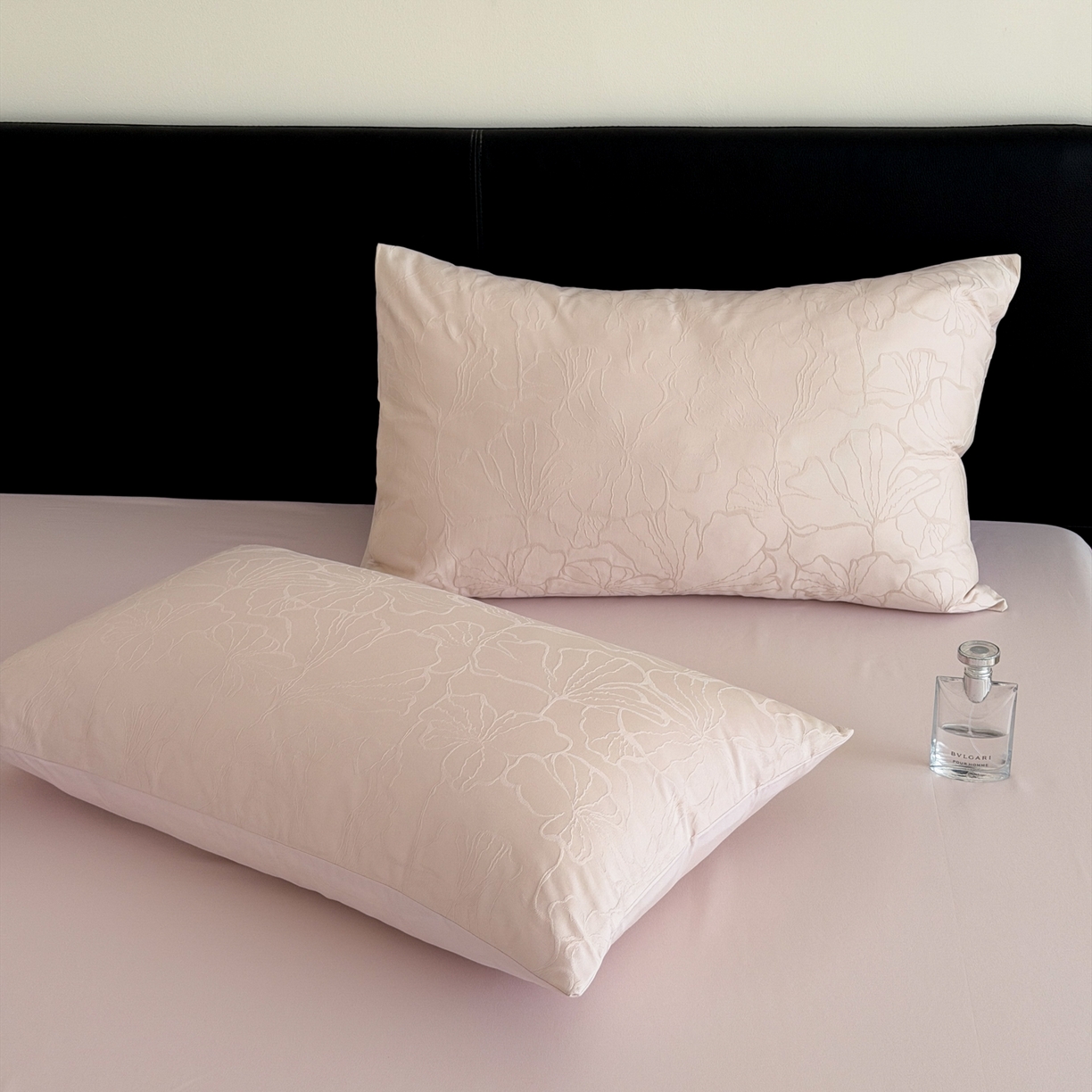 91家纺网 家纺一手货源 找家纺 优彩 2026春夏新款60支浮雕提花全棉纯棉四件套 山间雾-粉