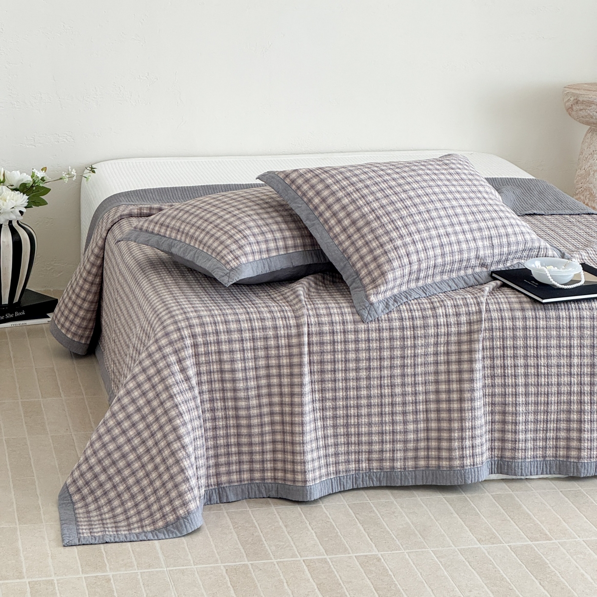 91家纺网 家纺一手货源 找家纺 床盖工厂店 2026新款新疆棉花床盖单品床盖单件三件套 浣花-灰