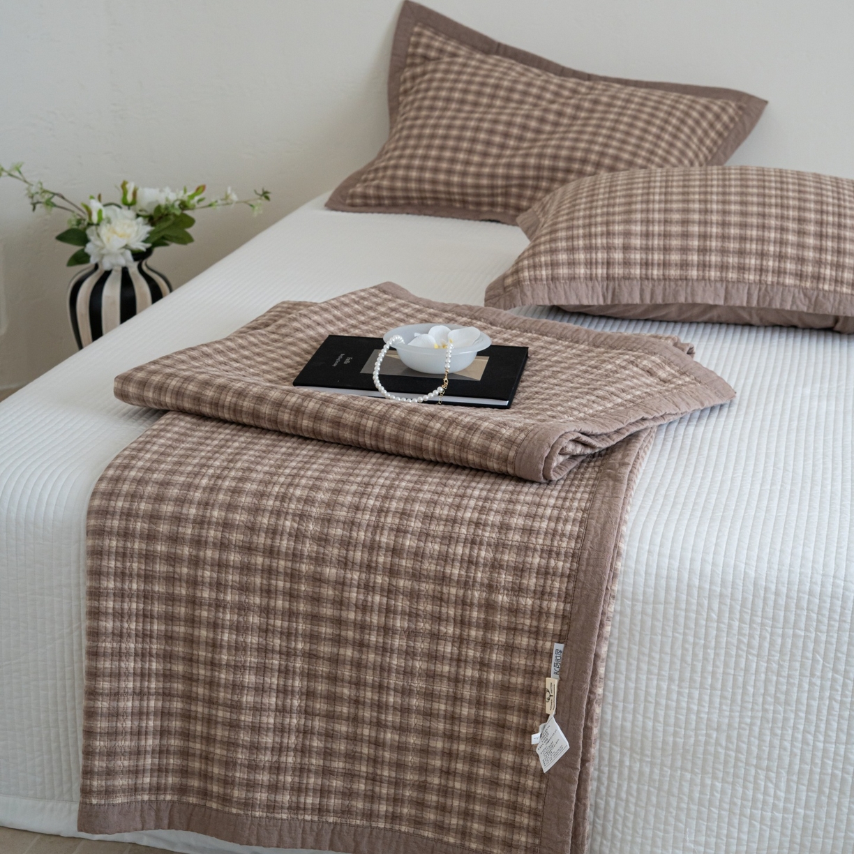 91家纺网 家纺一手货源 找家纺 床盖工厂店 2026新款新疆棉花床盖单品床盖单件三件套 浣花-咖