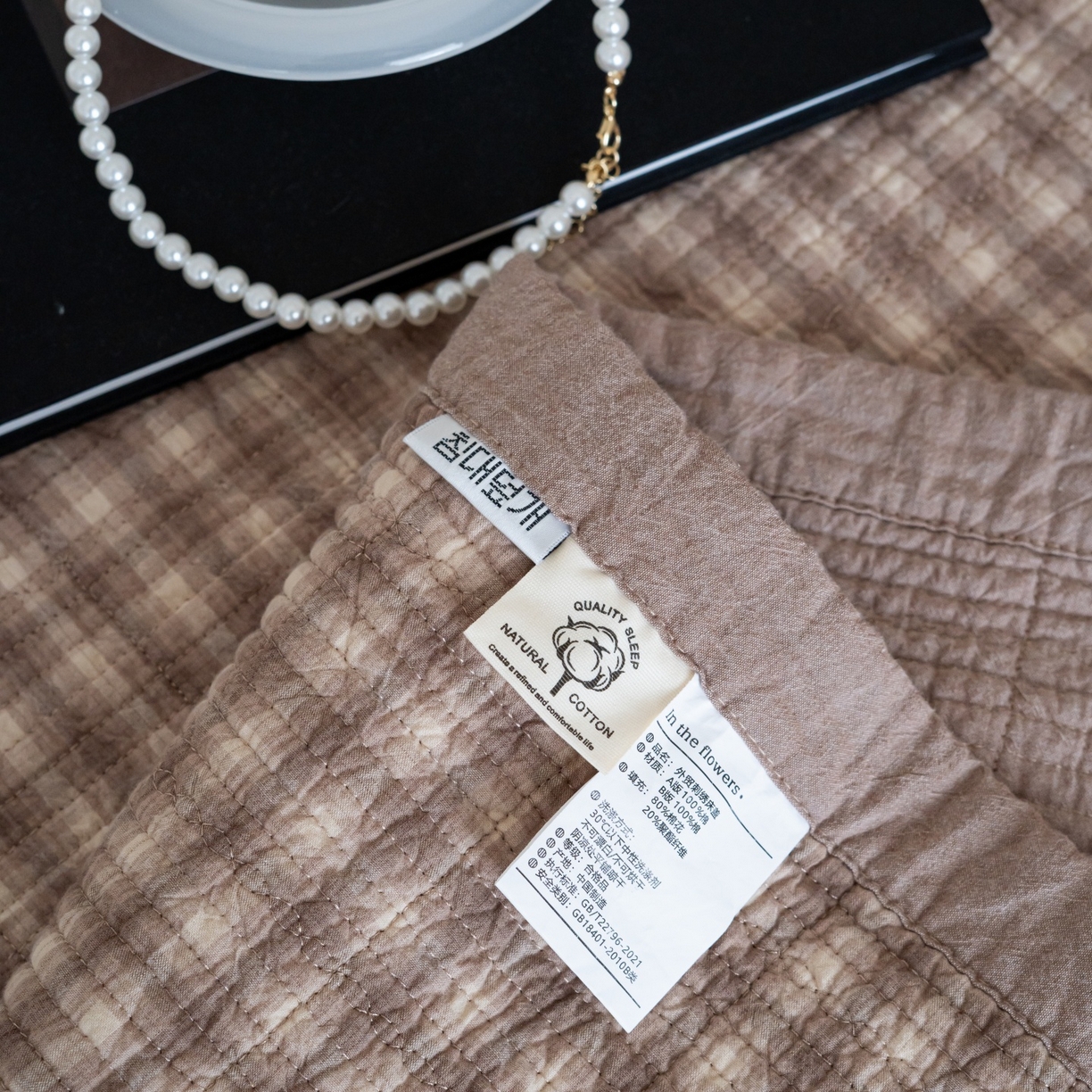 91家纺网 家纺一手货源 找家纺 床盖工厂店 2026新款新疆棉花床盖单品床盖单件三件套 浣花-咖