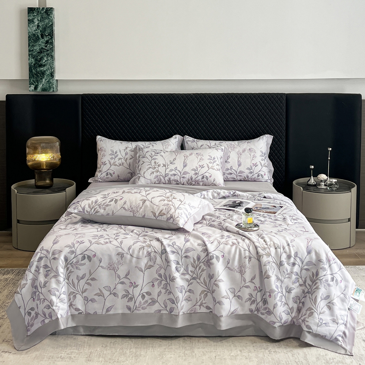 91家纺网 家纺一手货源 找家纺 迷尚家居 2026新款夏被100%莱赛尔数码印花夏被四件套50支天丝夏被 蔓月-夏被款