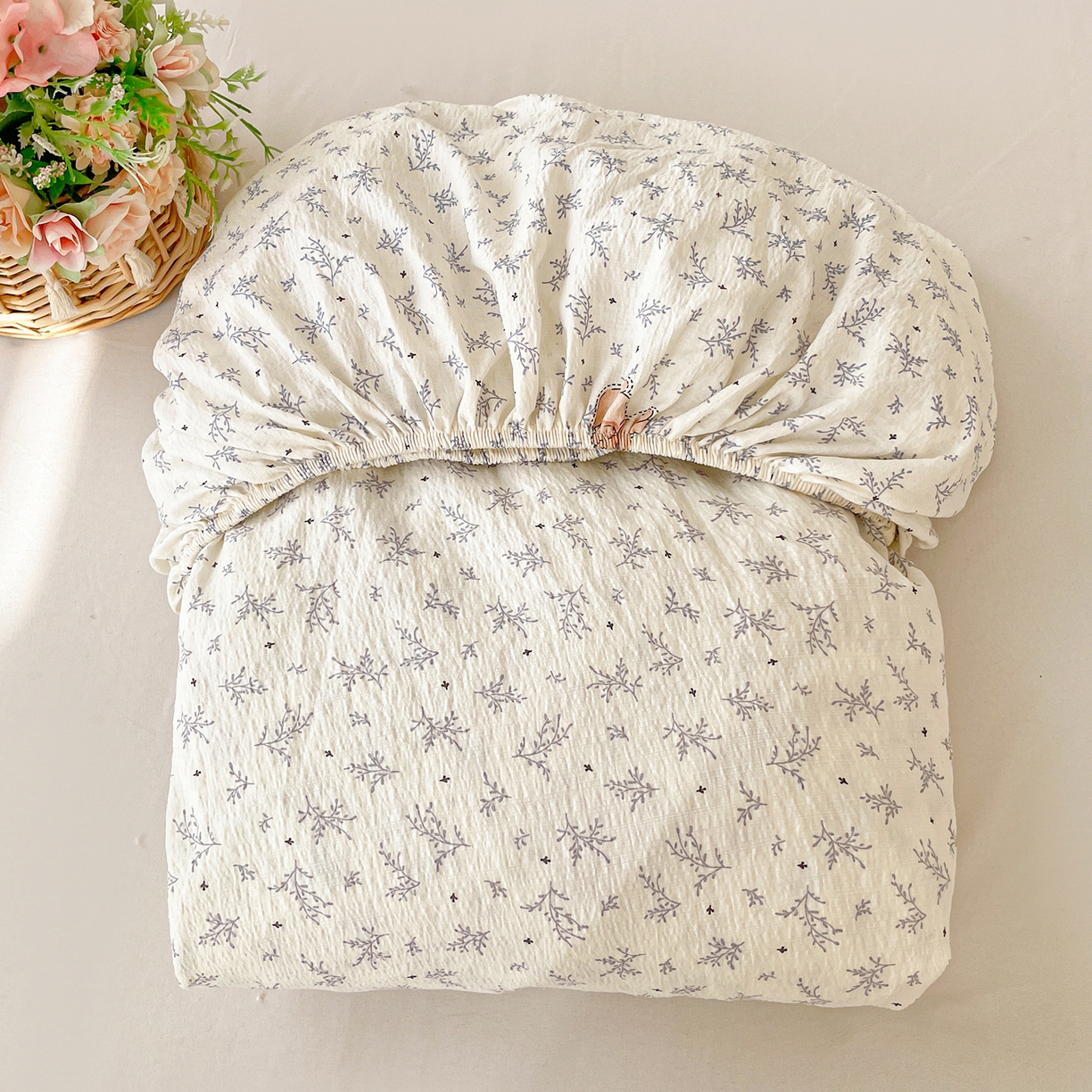 91家纺网 家纺一手货源 找家纺 立森 2026春夏新款云感皱皱纱泡芙纱床笠单枕套系列-叠拍图 丛林兔