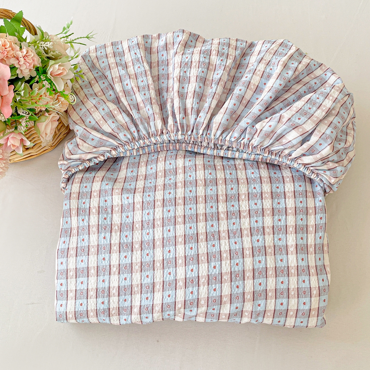 91家纺网 家纺一手货源 找家纺 立森 2026春夏新款云感皱皱纱泡芙纱床笠单枕套系列-叠拍图 凯特蓝