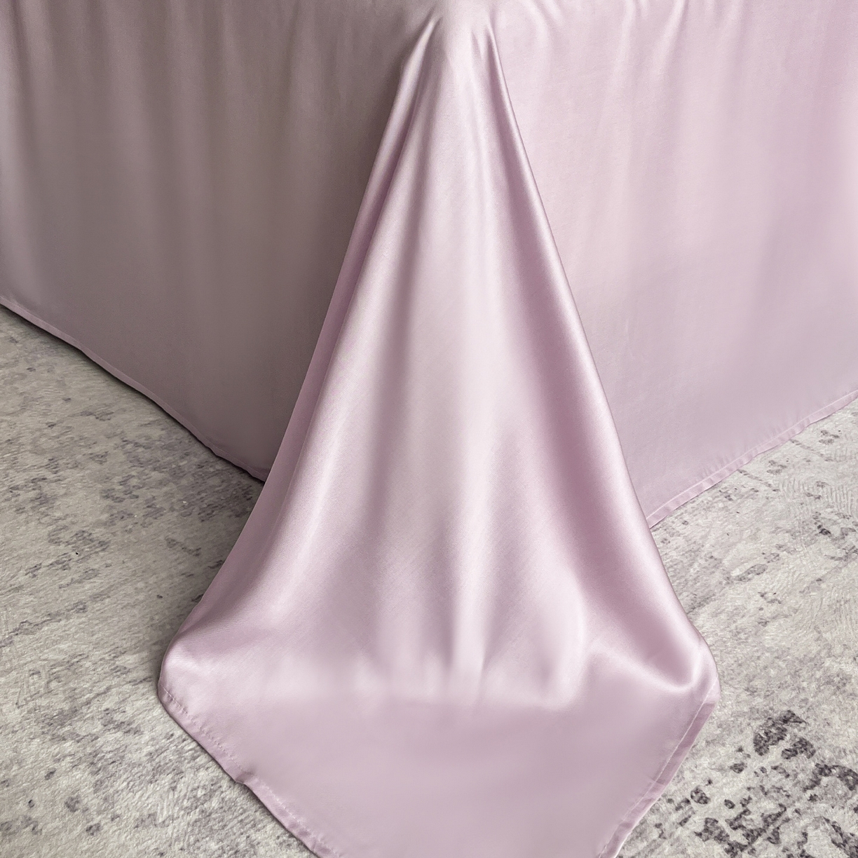 91家纺网 家纺一手货源 找家纺 迷尚家居 2026新款夏被100%莱赛尔数码印花夏被四件套50支天丝夏被 花拾朝露紫-夏被款