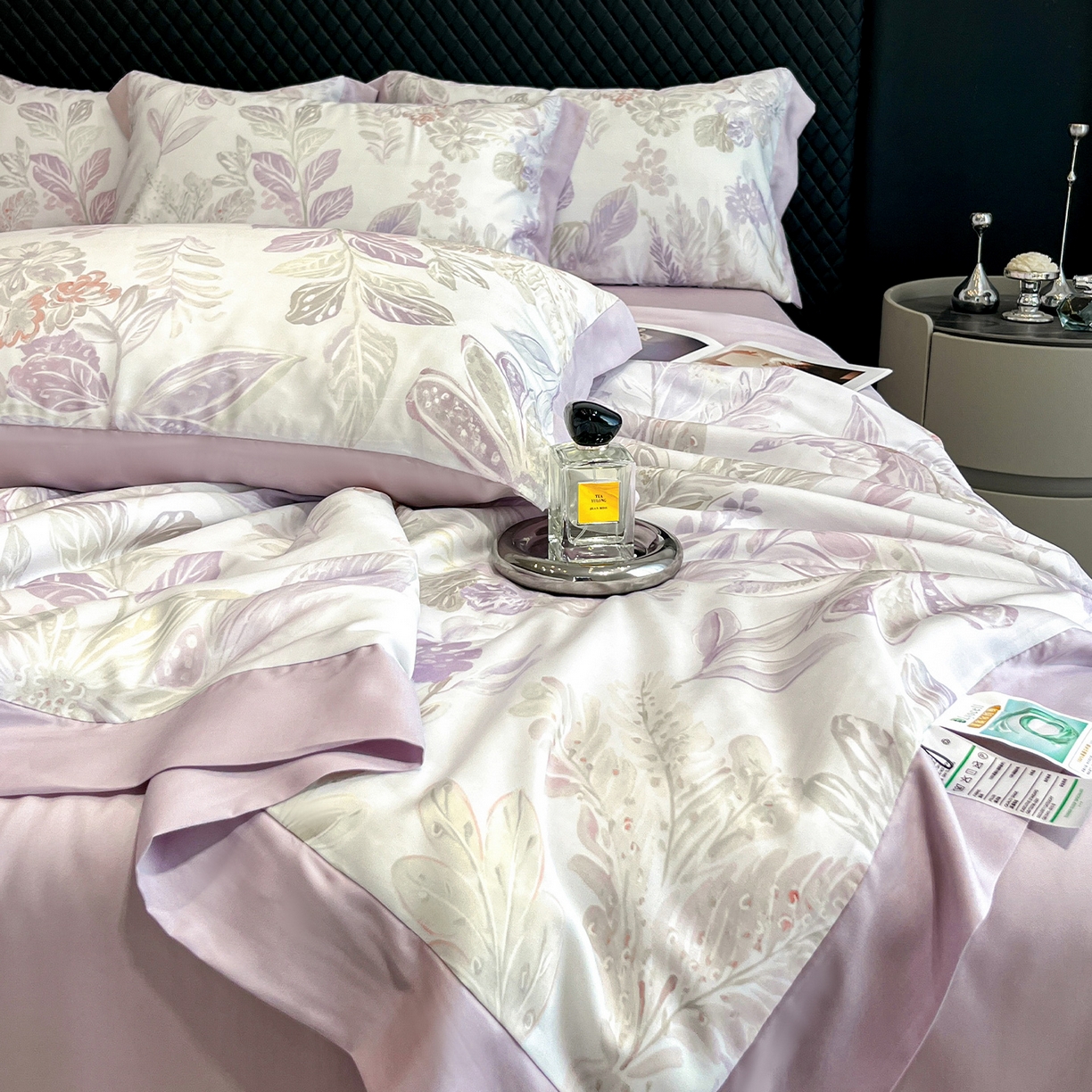 91家纺网 家纺一手货源 找家纺 迷尚家居 2026新款夏被100%莱赛尔数码印花夏被四件套50支天丝夏被 花拾朝露紫-夏被款