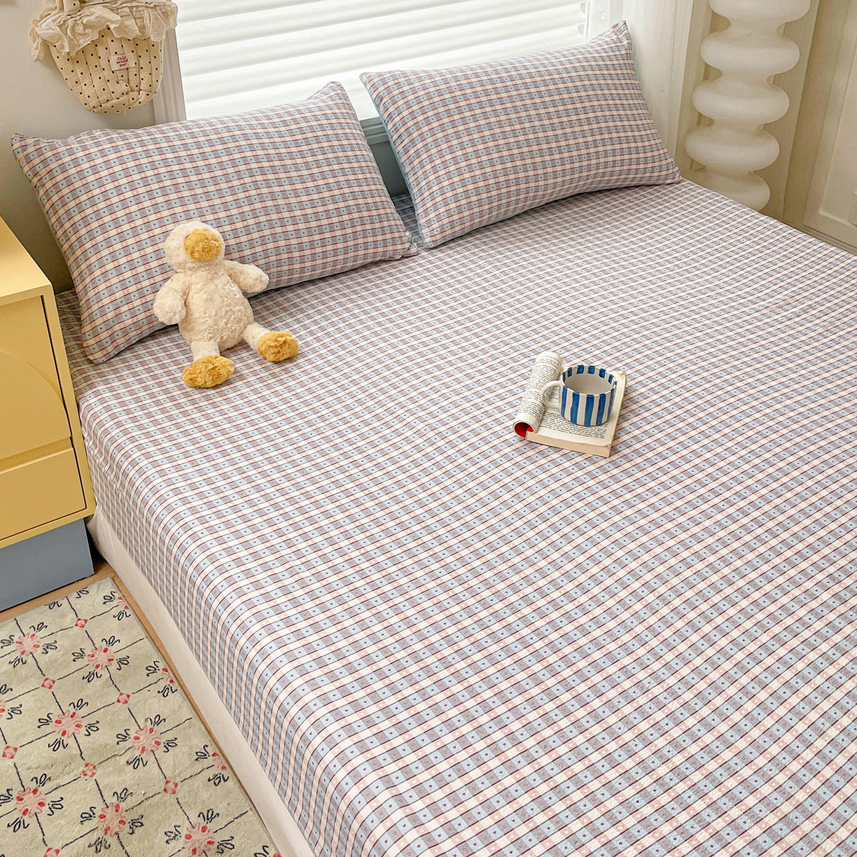 91家纺网 家纺一手货源 找家纺 立森 2026春夏新款云感皱皱纱泡芙纱床笠单枕套系列-叠拍图 凯特蓝