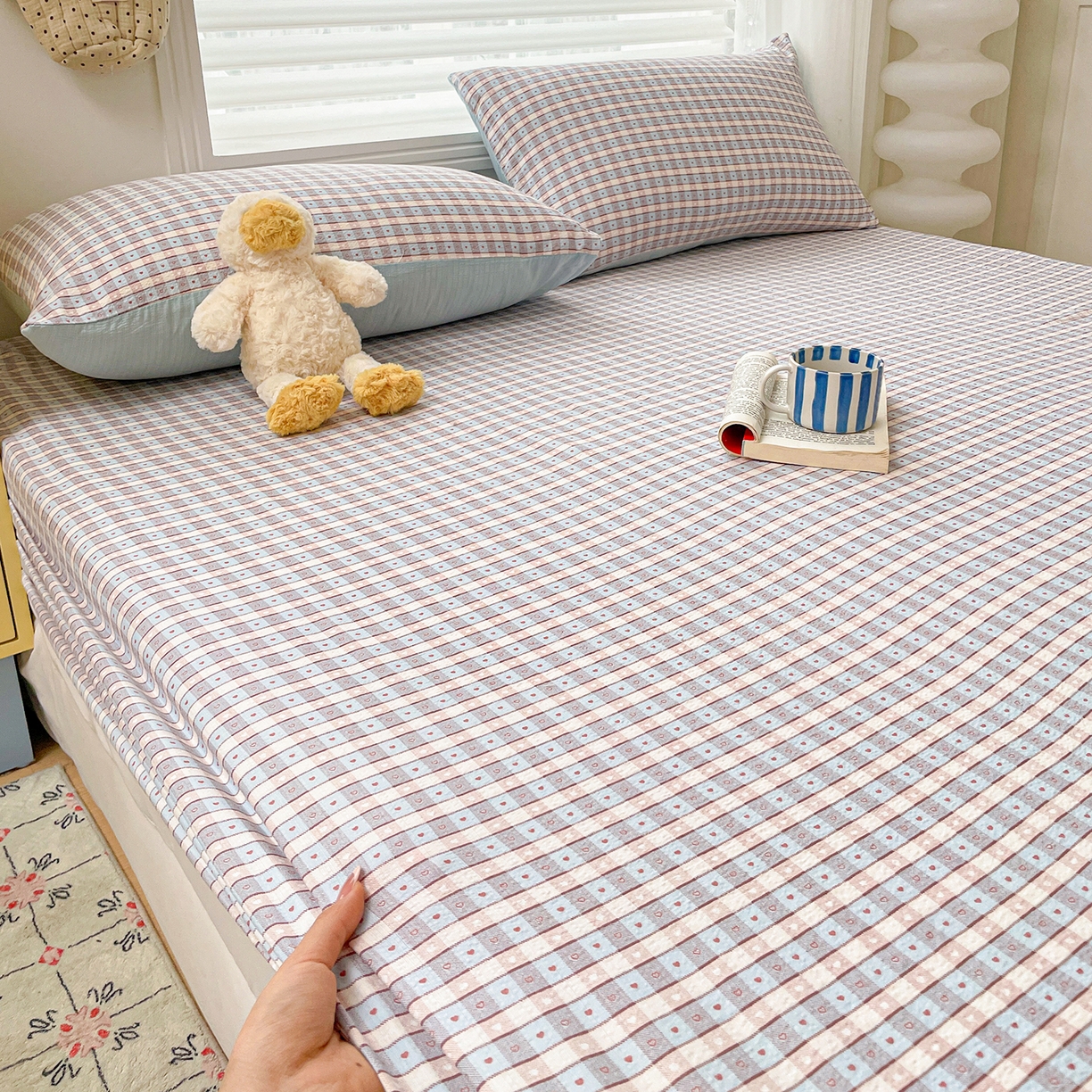 91家纺网 家纺一手货源 找家纺 立森 2026春夏新款云感皱皱纱泡芙纱床笠单枕套系列-叠拍图 凯特蓝