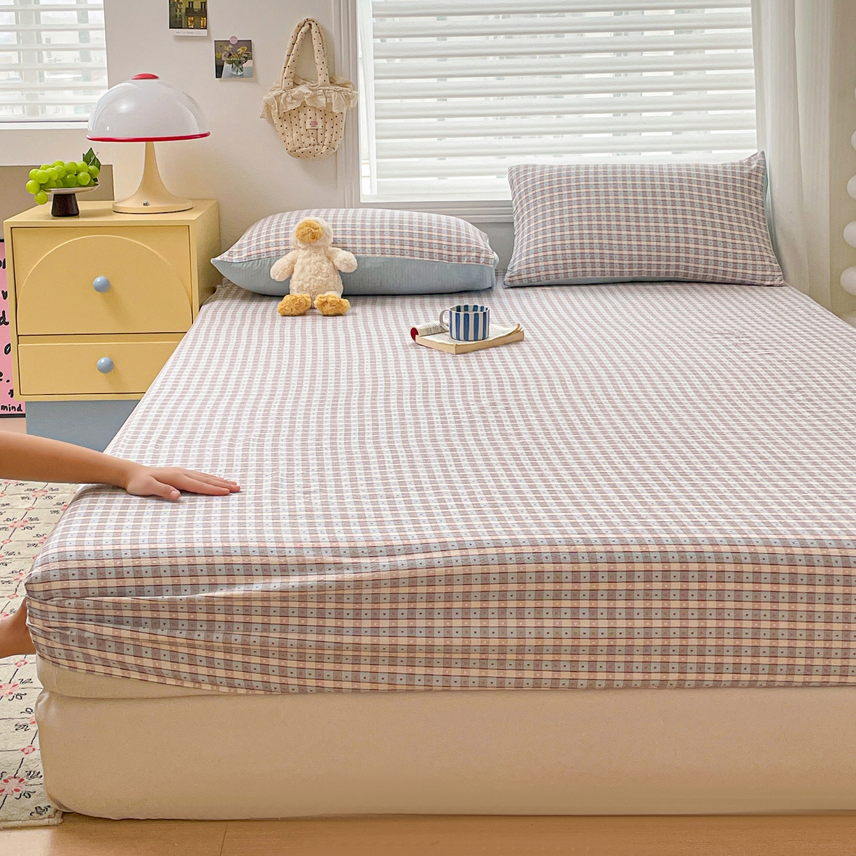 91家纺网 家纺一手货源 找家纺 立森 2026春夏新款云感皱皱纱泡芙纱床笠单枕套系列-叠拍图 凯特蓝