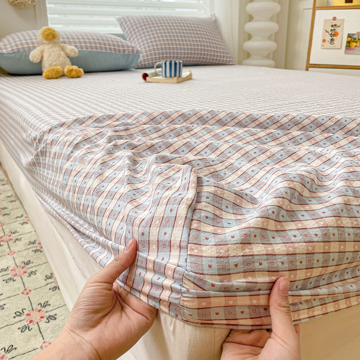 91家纺网 家纺一手货源 找家纺 立森 2026春夏新款云感皱皱纱泡芙纱床笠单枕套系列-叠拍图 凯特蓝