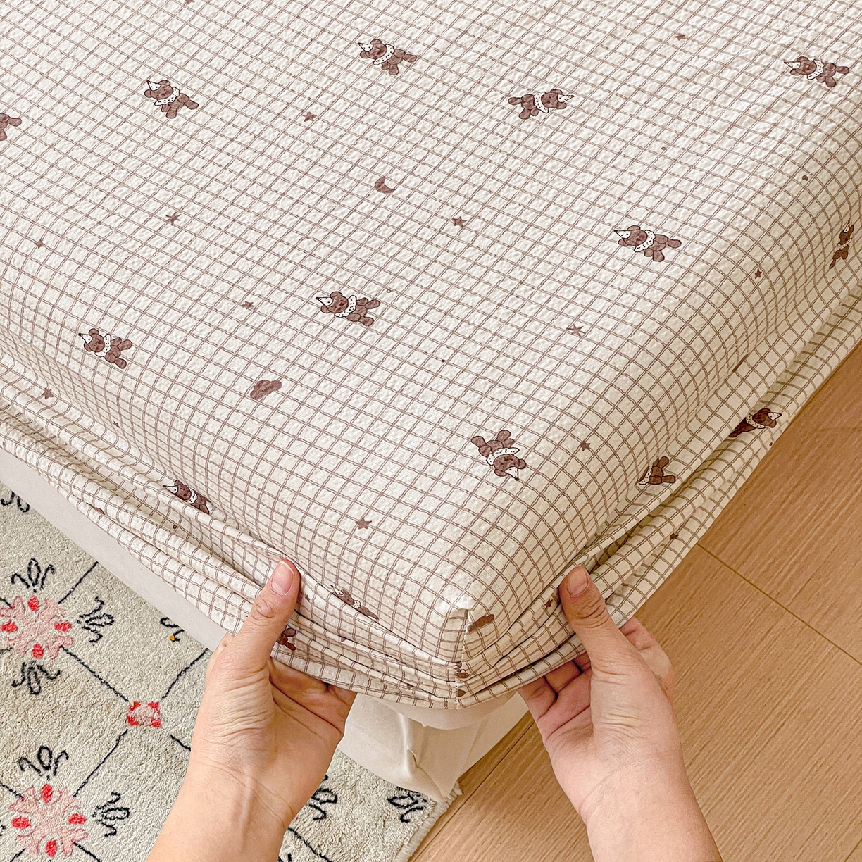 91家纺网 家纺一手货源 找家纺 立森 2026春夏新款云感皱皱纱泡芙纱床笠单枕套系列-叠拍图 可爱熊熊