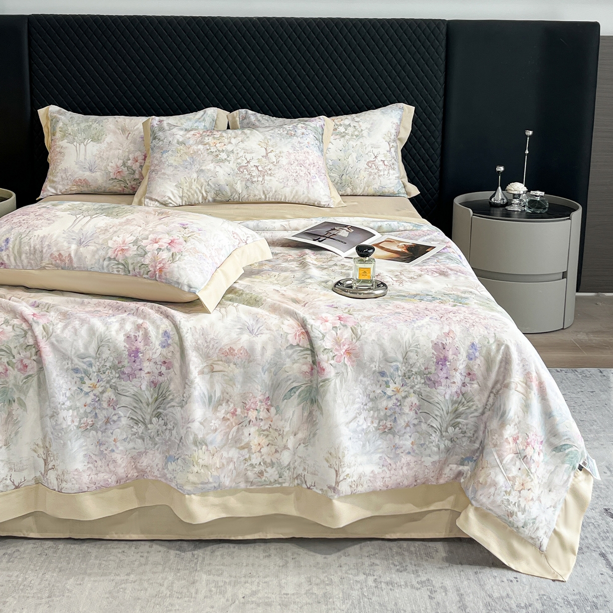 91家纺网 家纺一手货源 找家纺 迷尚家居 2026新款夏被100%莱赛尔数码印花夏被四件套50支天丝夏被 林间鹿语-夏被款