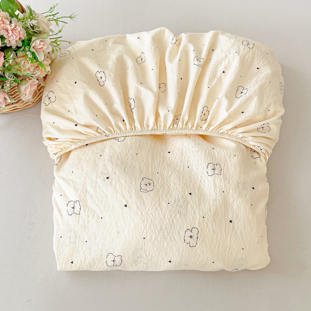 91家纺网 家纺一手货源 找家纺 立森 2026春夏新款云感皱皱纱泡芙纱床笠单枕套系列-叠拍图 铅笔熊