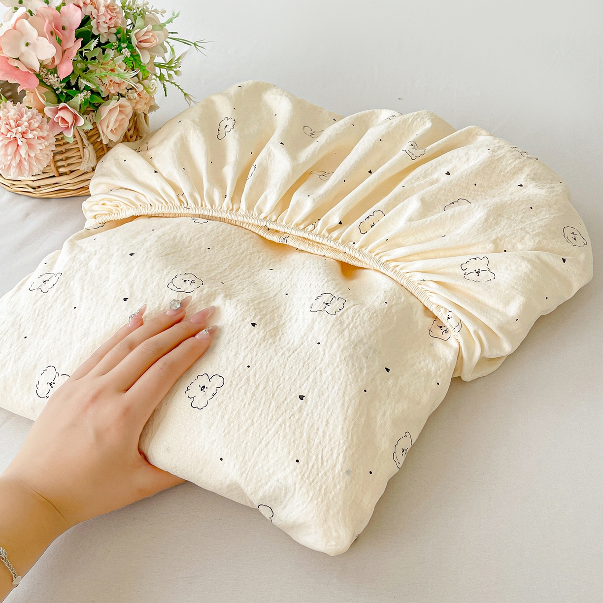 91家纺网 家纺一手货源 找家纺 立森 2026春夏新款云感皱皱纱泡芙纱床笠单枕套系列-叠拍图 铅笔熊