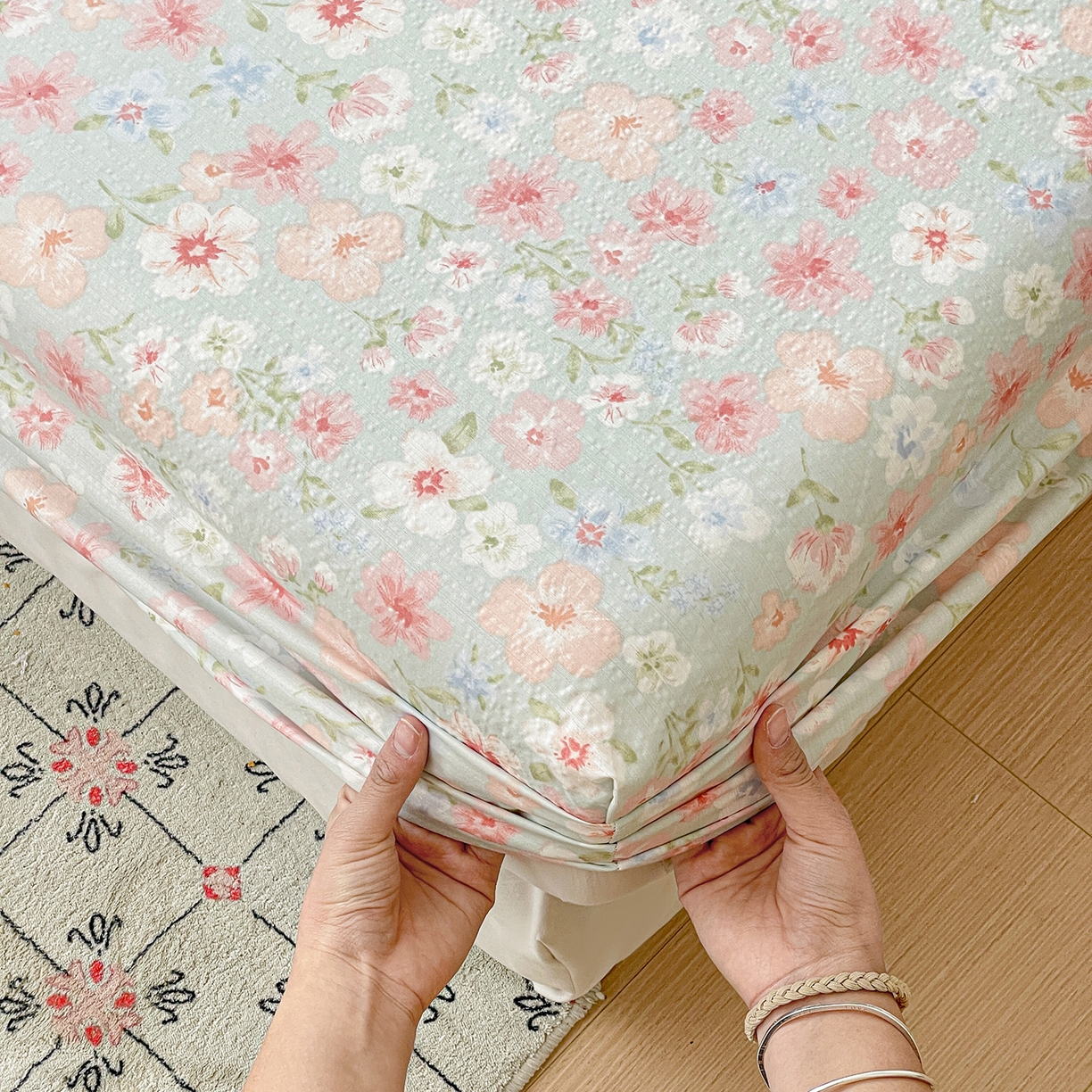 91家纺网 家纺一手货源 找家纺 立森 2026春夏新款云感皱皱纱泡芙纱床笠单枕套系列-叠拍图 清浅