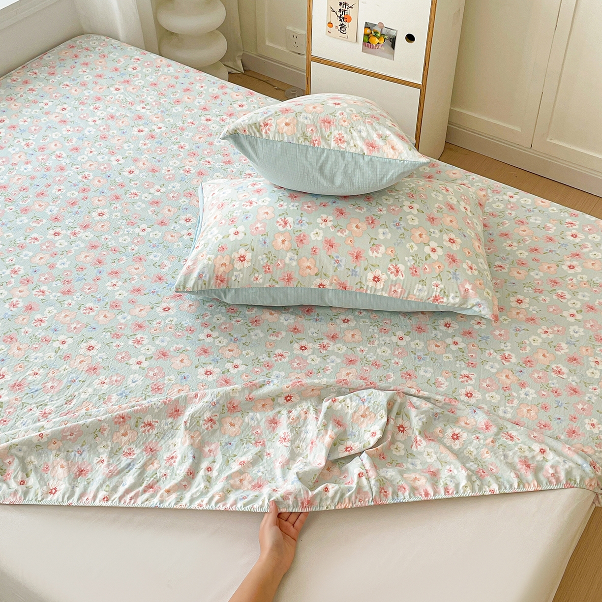 91家纺网 家纺一手货源 找家纺 立森 2026春夏新款云感皱皱纱泡芙纱床笠单枕套系列-叠拍图 清浅