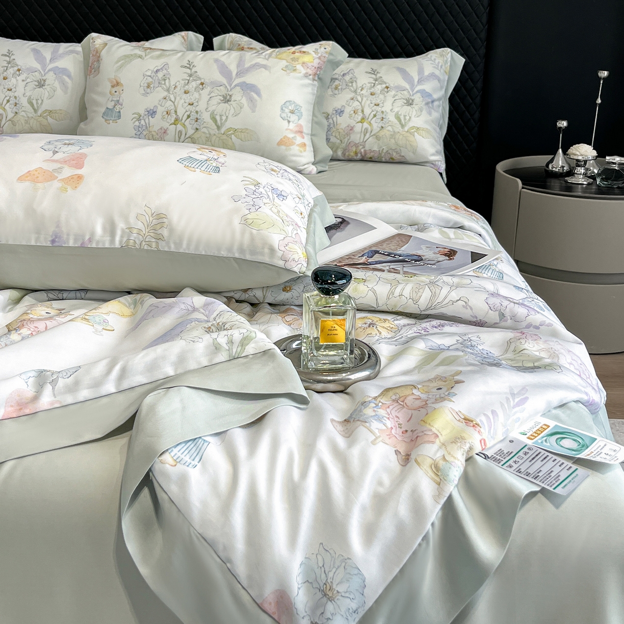 91家纺网 家纺一手货源 找家纺 迷尚家居 2026新款夏被100%莱赛尔数码印花夏被四件套50支天丝夏被 林间兔-夏被款