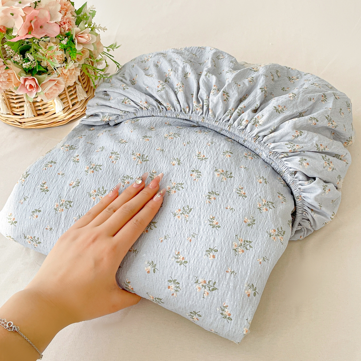 91家纺网 家纺一手货源 找家纺 立森 2026春夏新款云感皱皱纱泡芙纱床笠单枕套系列-叠拍图 森澜