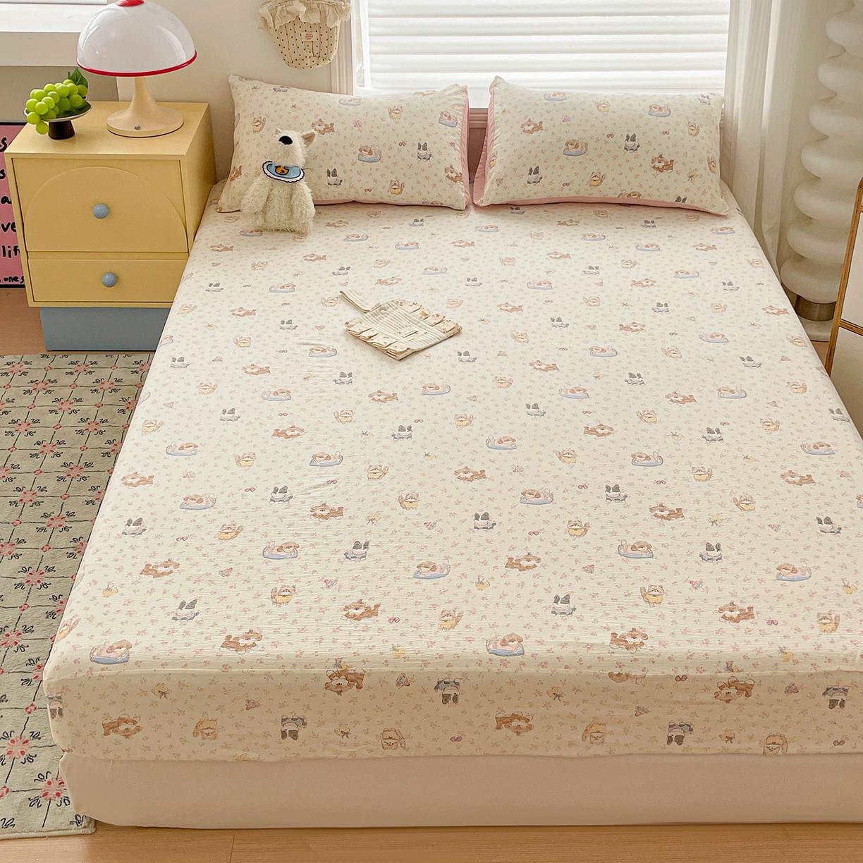 91家纺网 家纺一手货源 找家纺 立森 2026春夏新款云感皱皱纱泡芙纱床笠单枕套系列-叠拍图 碎花萌宠