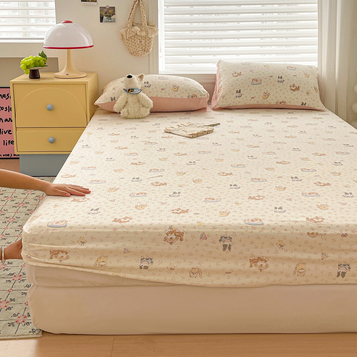 91家纺网 家纺一手货源 找家纺 立森 2026春夏新款云感皱皱纱泡芙纱床笠单枕套系列-叠拍图 碎花萌宠