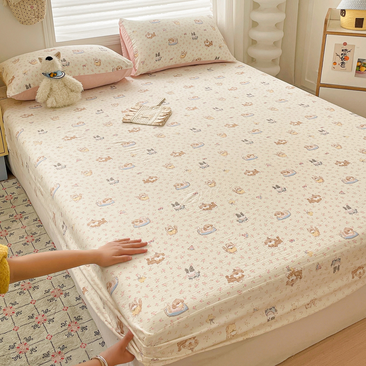 91家纺网 家纺一手货源 找家纺 立森 2026春夏新款云感皱皱纱泡芙纱床笠单枕套系列-叠拍图 碎花萌宠