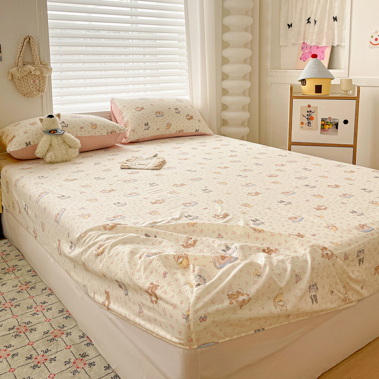 91家纺网 家纺一手货源 找家纺 立森 2026春夏新款云感皱皱纱泡芙纱床笠单枕套系列-叠拍图 碎花萌宠