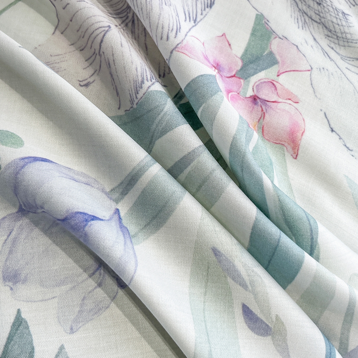 91家纺网 家纺一手货源 找家纺 迷尚家居 2026新款夏被100%莱赛尔数码印花夏被四件套50支天丝夏被 蔓行-夏被款