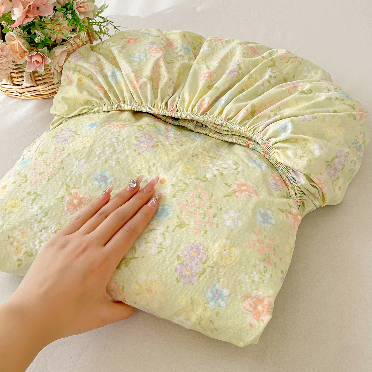 91家纺网 家纺一手货源 找家纺 立森 2026春夏新款云感皱皱纱泡芙纱床笠单枕套系列-叠拍图 夏日木槿