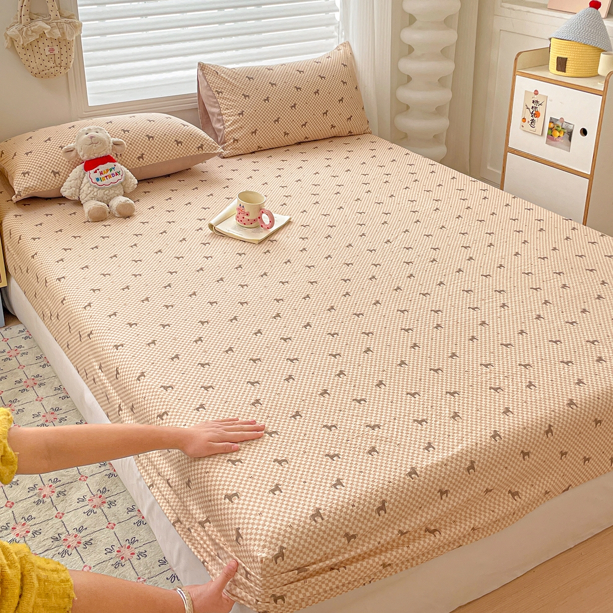 91家纺网 家纺一手货源 找家纺 立森 2026春夏新款云感皱皱纱泡芙纱床笠单枕套系列-叠拍图 小马咖