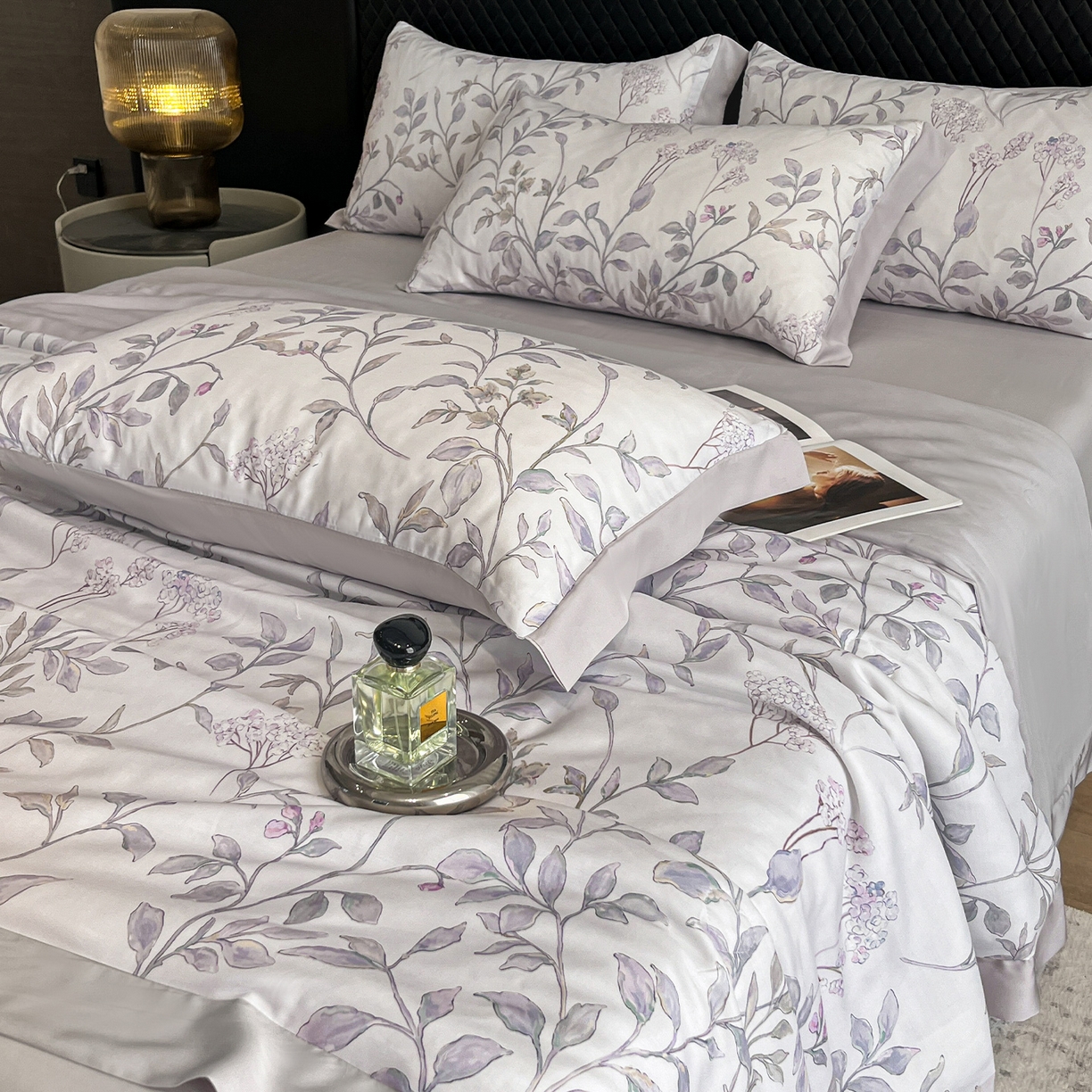 91家纺网 家纺一手货源 找家纺 迷尚家居 2026新款夏被100%莱赛尔数码印花夏被四件套50支天丝夏被 蔓月-夏被款