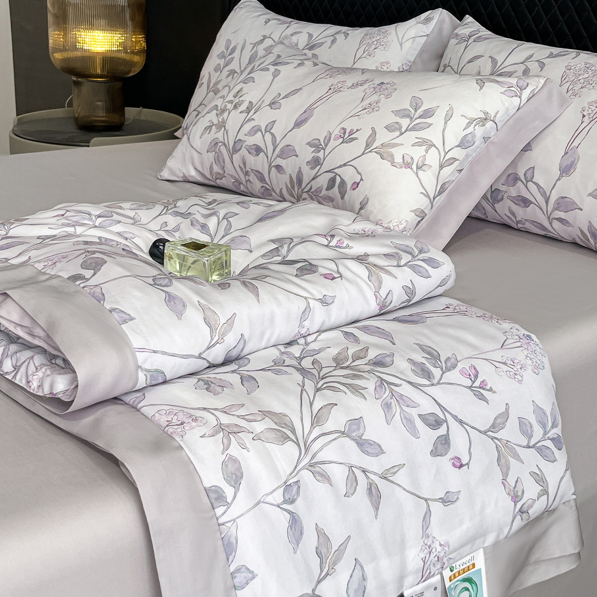 91家纺网 家纺一手货源 找家纺 迷尚家居 2026新款夏被100%莱赛尔数码印花夏被四件套50支天丝夏被 蔓月-夏被款