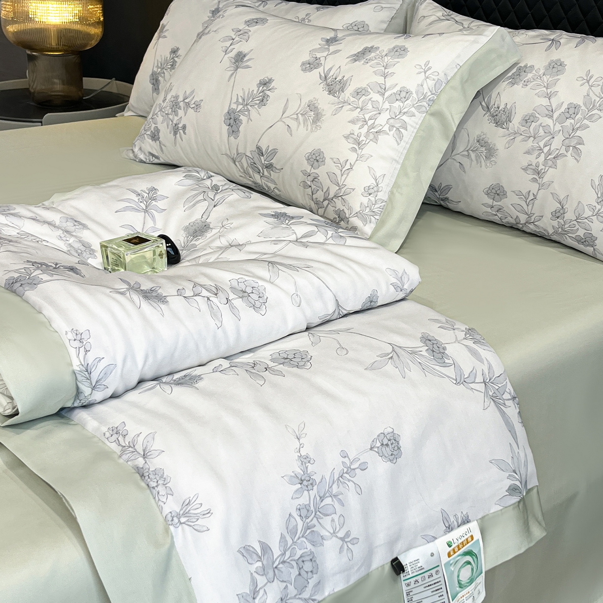 91家纺网 家纺一手货源 找家纺 迷尚家居 2026新款夏被100%莱赛尔数码印花夏被四件套50支天丝夏被 源序-夏被款