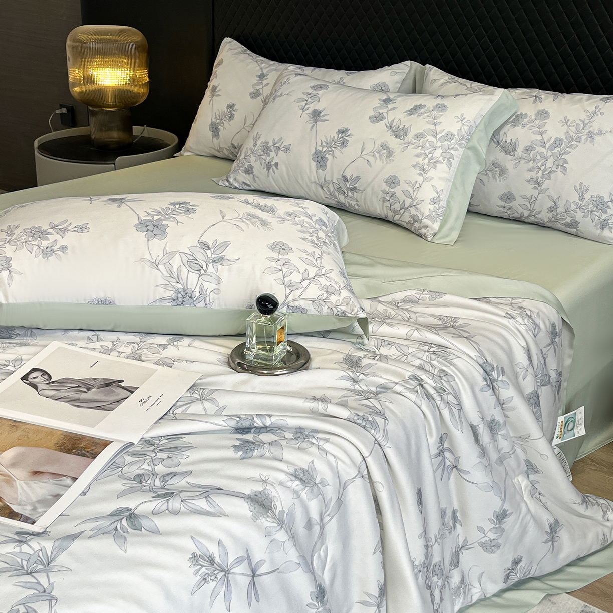 91家纺网 家纺一手货源 找家纺 迷尚家居 2026新款夏被100%莱赛尔数码印花夏被四件套50支天丝夏被 源序-夏被款