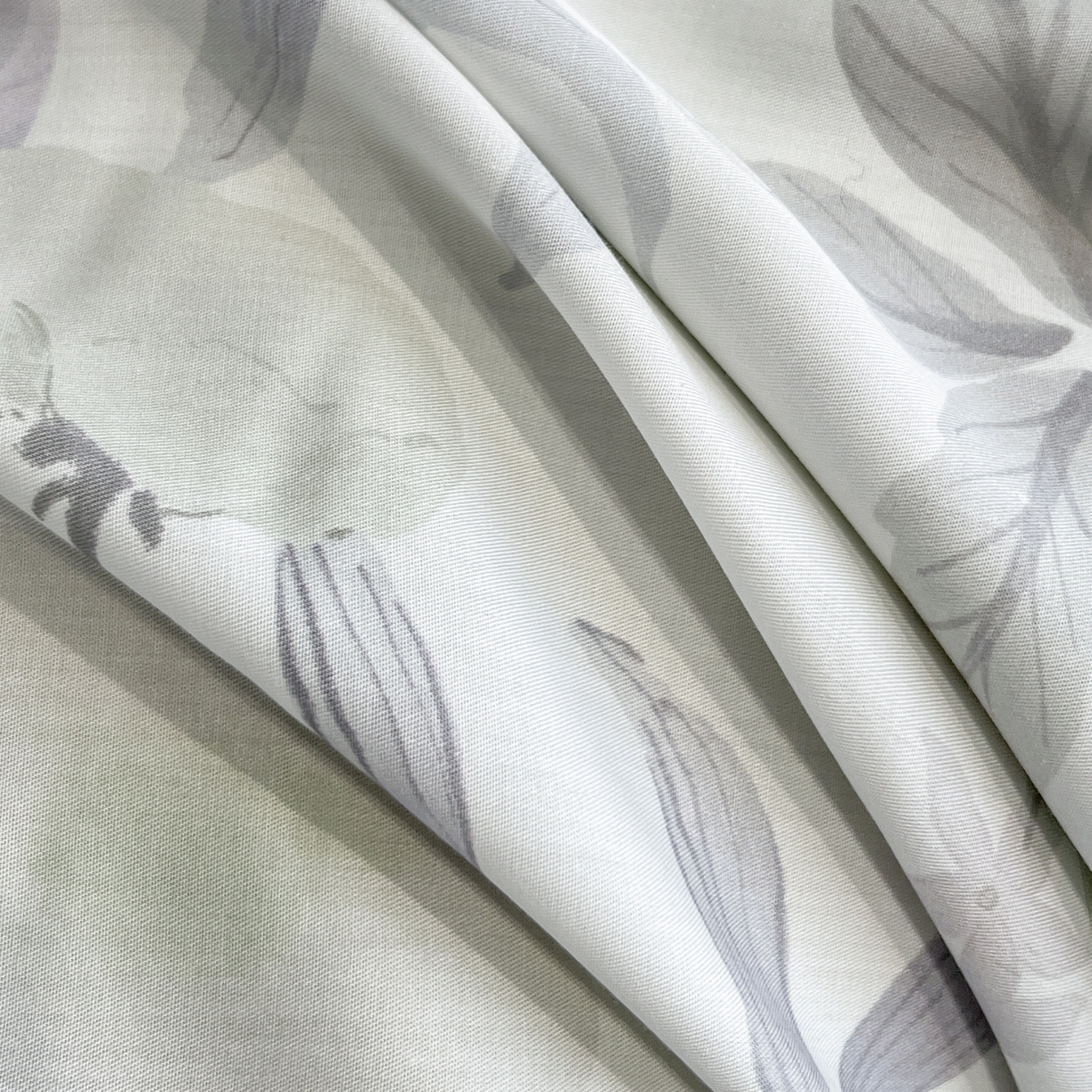 91家纺网 家纺一手货源 找家纺 迷尚家居 2026新款夏被100%莱赛尔数码印花夏被四件套50支天丝夏被 自然低语绿-夏被款