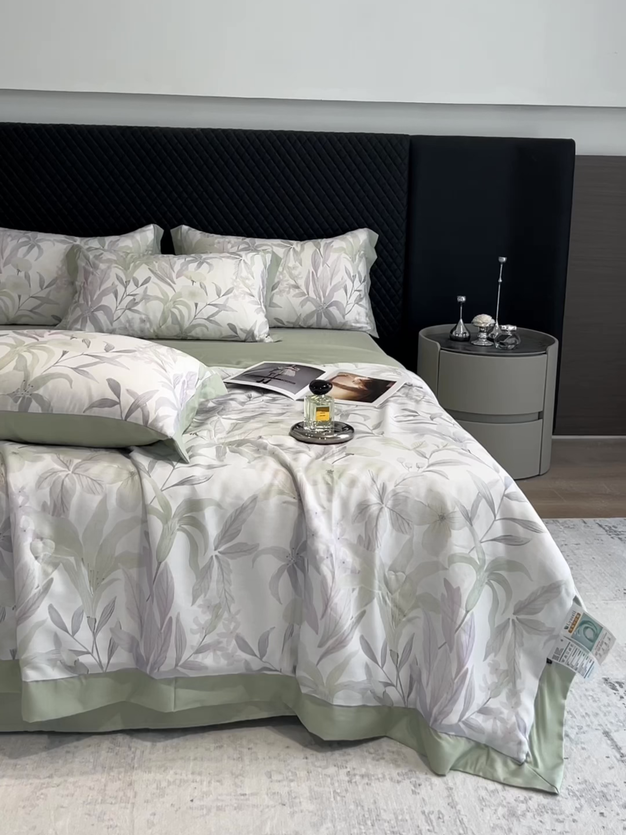 91家纺网 家纺一手货源 找家纺 迷尚家居 2026新款夏被100%莱赛尔数码印花夏被四件套50支天丝夏被 自然低语绿-夏被款