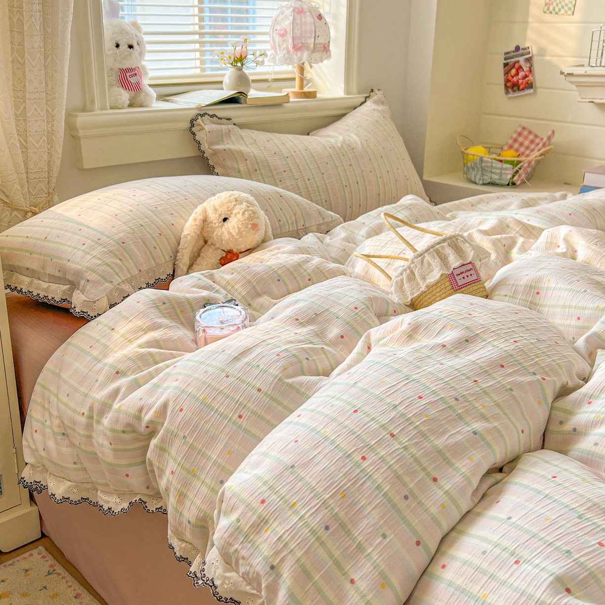 91家纺网 家纺一手货源 找家纺 晚爱家纺（原晚安家居） 2026新款蕾丝刺绣花边韩版少女公主风三层纱四件套 彩虹世界