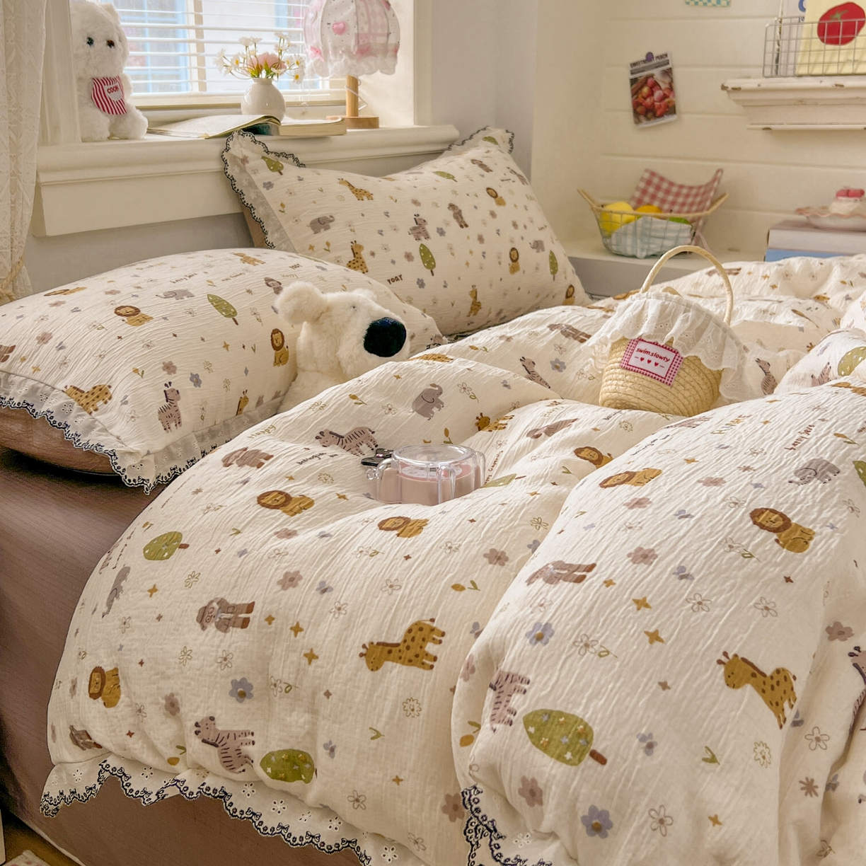 91家纺网 家纺一手货源 找家纺 晚爱家纺（原晚安家居） 2026新款蕾丝刺绣花边韩版少女公主风三层纱四件套 动物团团