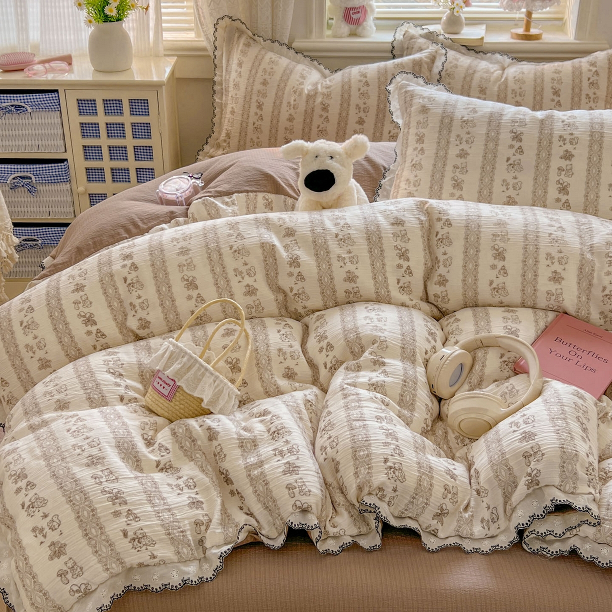 91家纺网 家纺一手货源 找家纺 晚爱家纺（原晚安家居） 2026新款蕾丝刺绣花边韩版少女公主风三层纱四件套 蕾丝熊