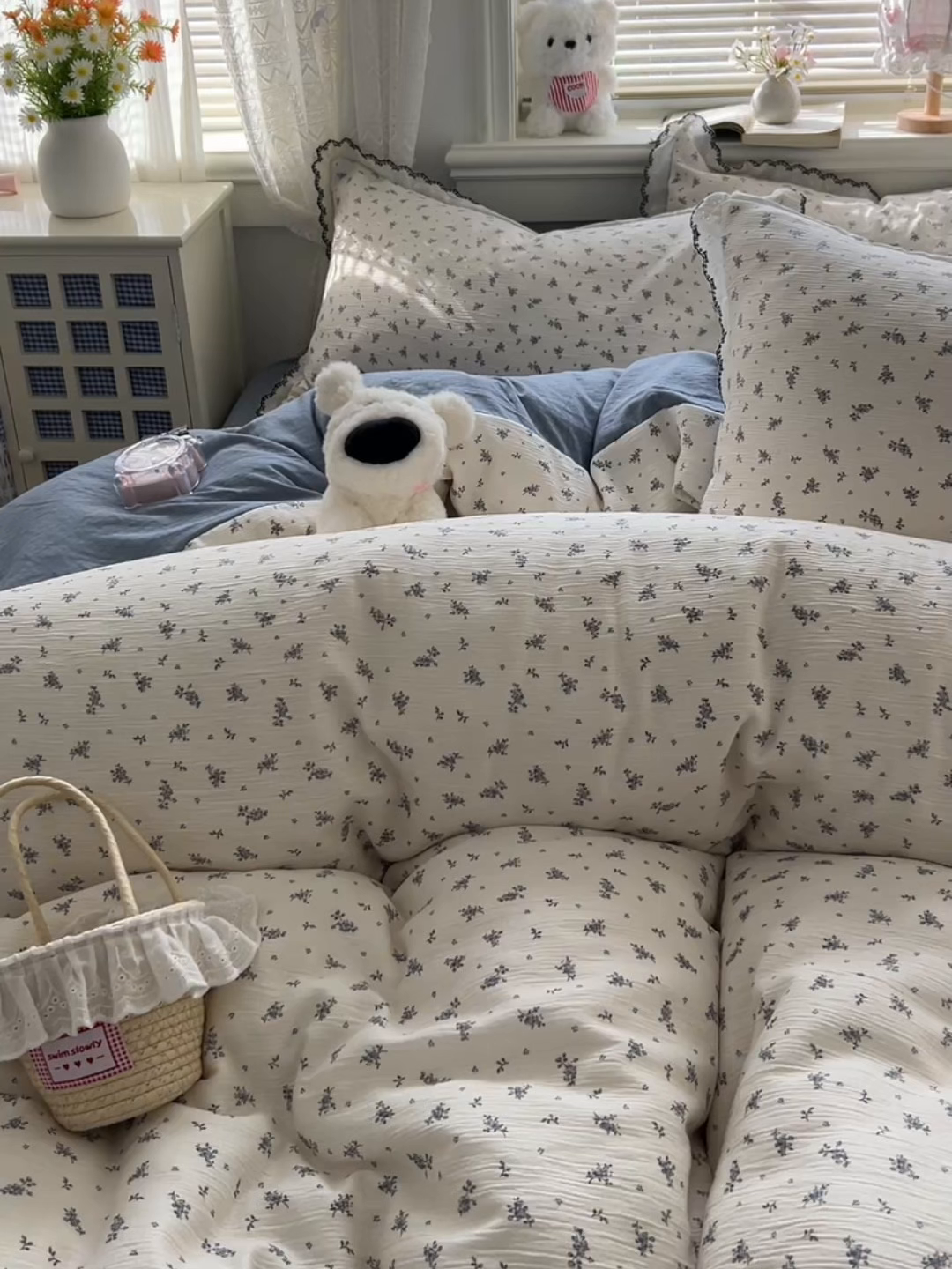 91家纺网 家纺一手货源 找家纺 晚爱家纺（原晚安家居） 2026新款蕾丝刺绣花边韩版少女公主风三层纱四件套 莫奈蓝