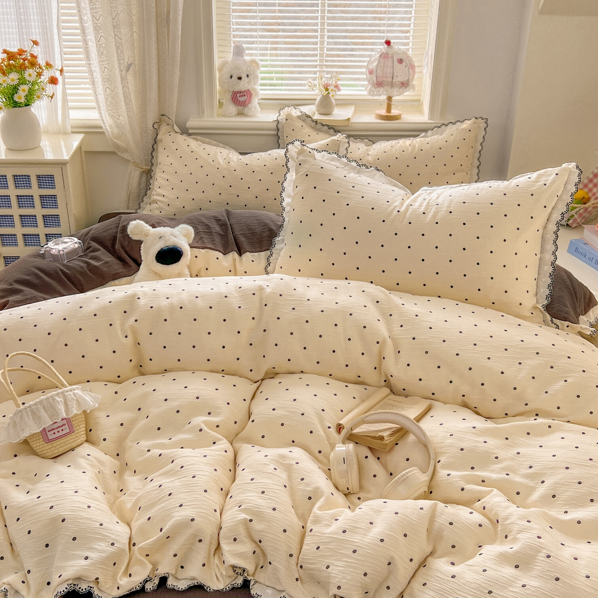 91家纺网 家纺一手货源 找家纺 晚爱家纺（原晚安家居） 2026新款蕾丝刺绣花边韩版少女公主风三层纱四件套 小黑豆