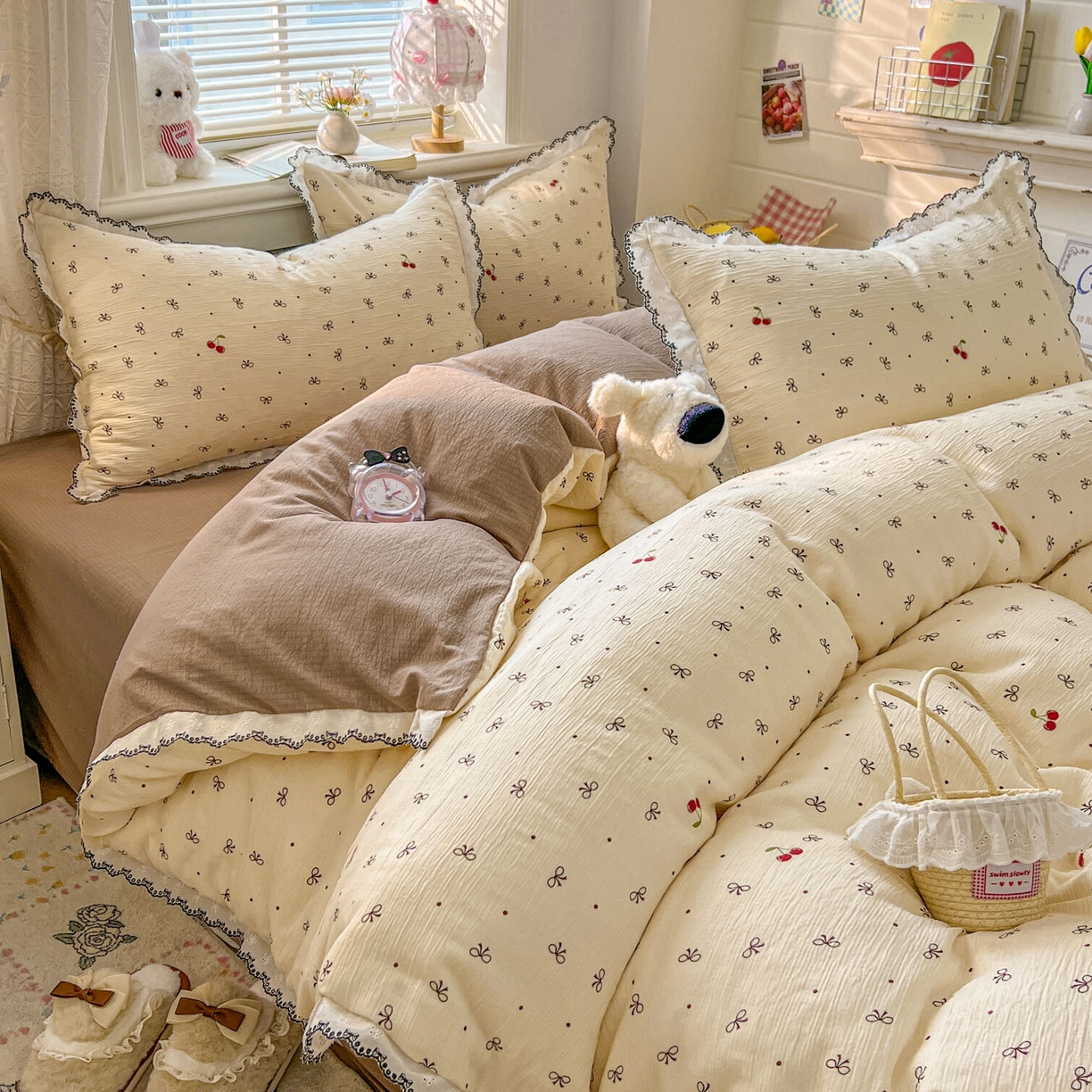 91家纺网 家纺一手货源 找家纺 晚爱家纺（原晚安家居） 2026新款蕾丝刺绣花边韩版少女公主风三层纱四件套 樱桃蝴蝶