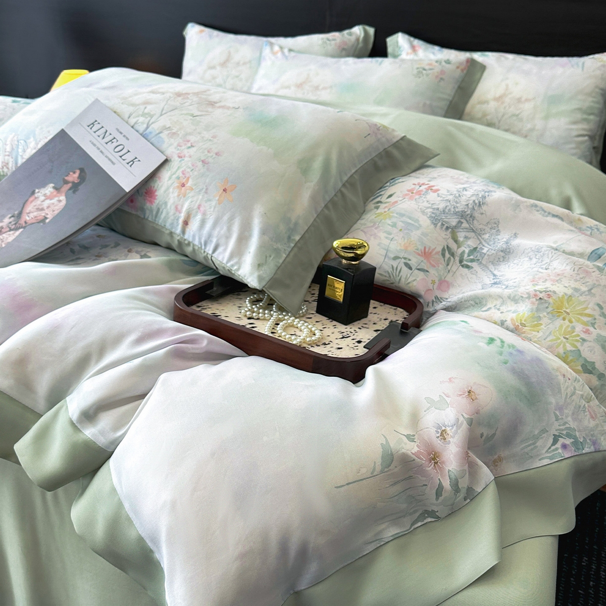 91家纺网 家纺一手货源 找家纺 迷尚家居 2026新款100%莱赛尔数码印花四件套 春野序绿-被套款