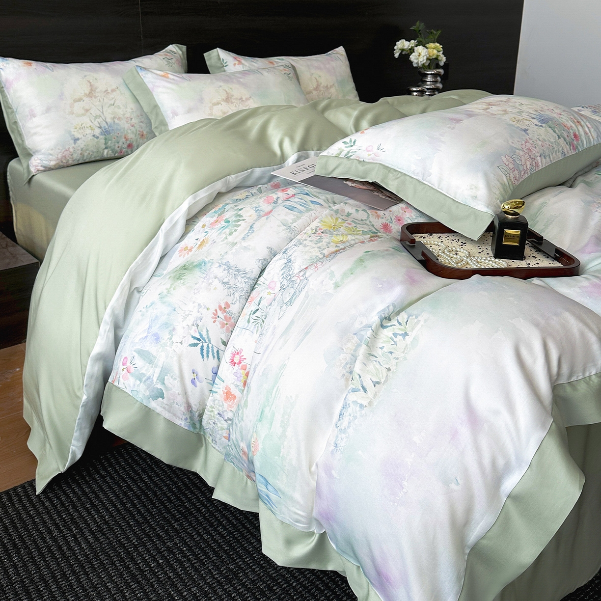 91家纺网 家纺一手货源 找家纺 迷尚家居 2026新款100%莱赛尔数码印花四件套 春野序绿-被套款