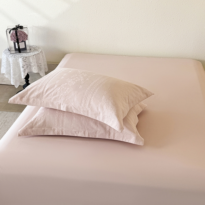 梵克保罗 2026新款全棉60S长绒棉立体厚织提花单枕套 花漾甜心-唯美粉